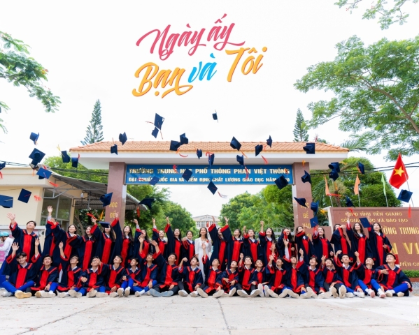 Kỷ yếu THPT Phan Việt Thống 12-A9